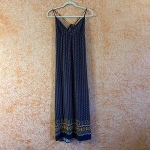 FOREVER 21 Maxi Dress size Small